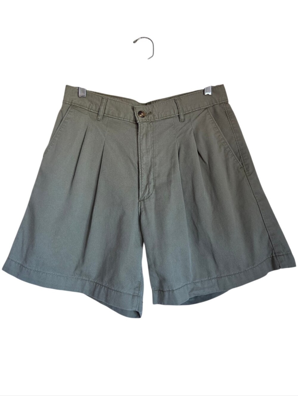 levi's high-waisted pleated trouser shorts olive green size 28